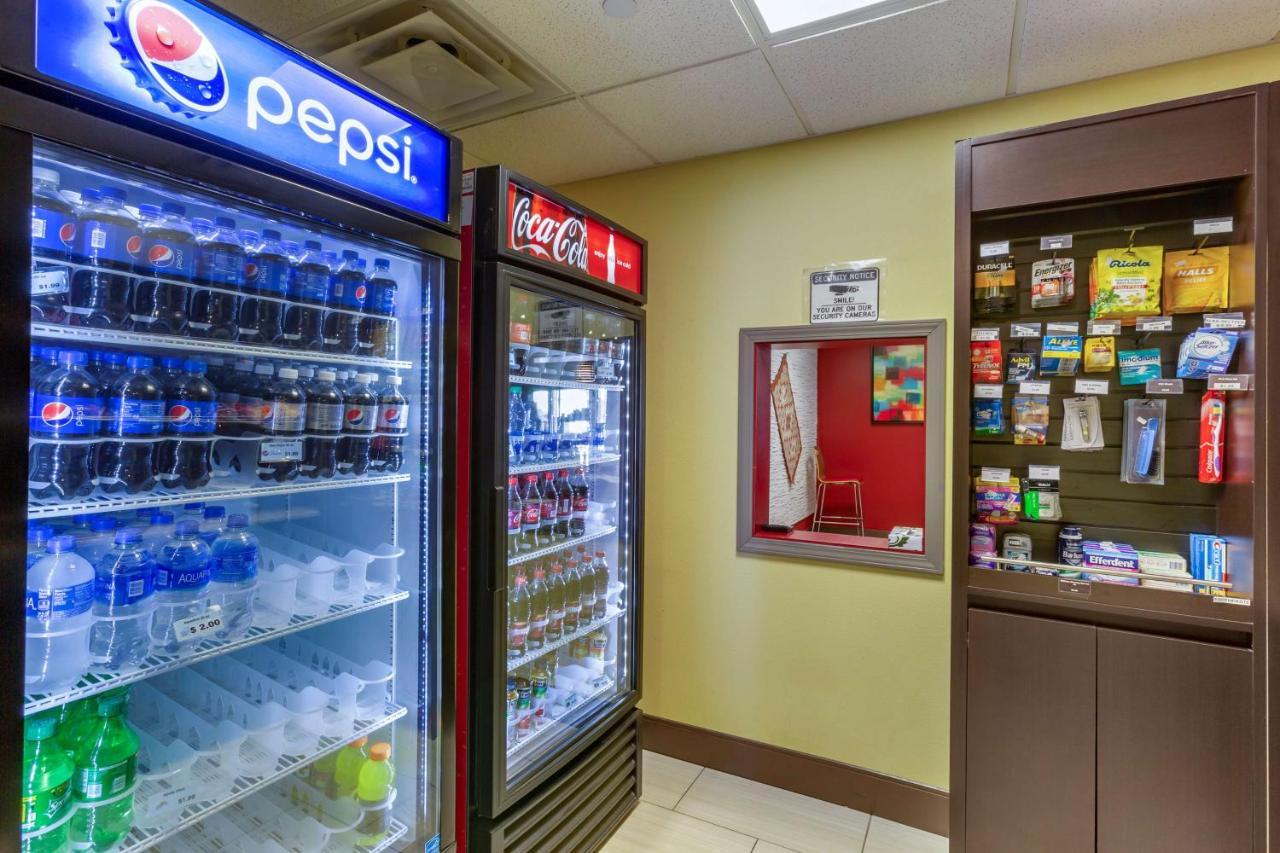 Best Western Plus Gallup Inn & Suites Екстер'єр фото