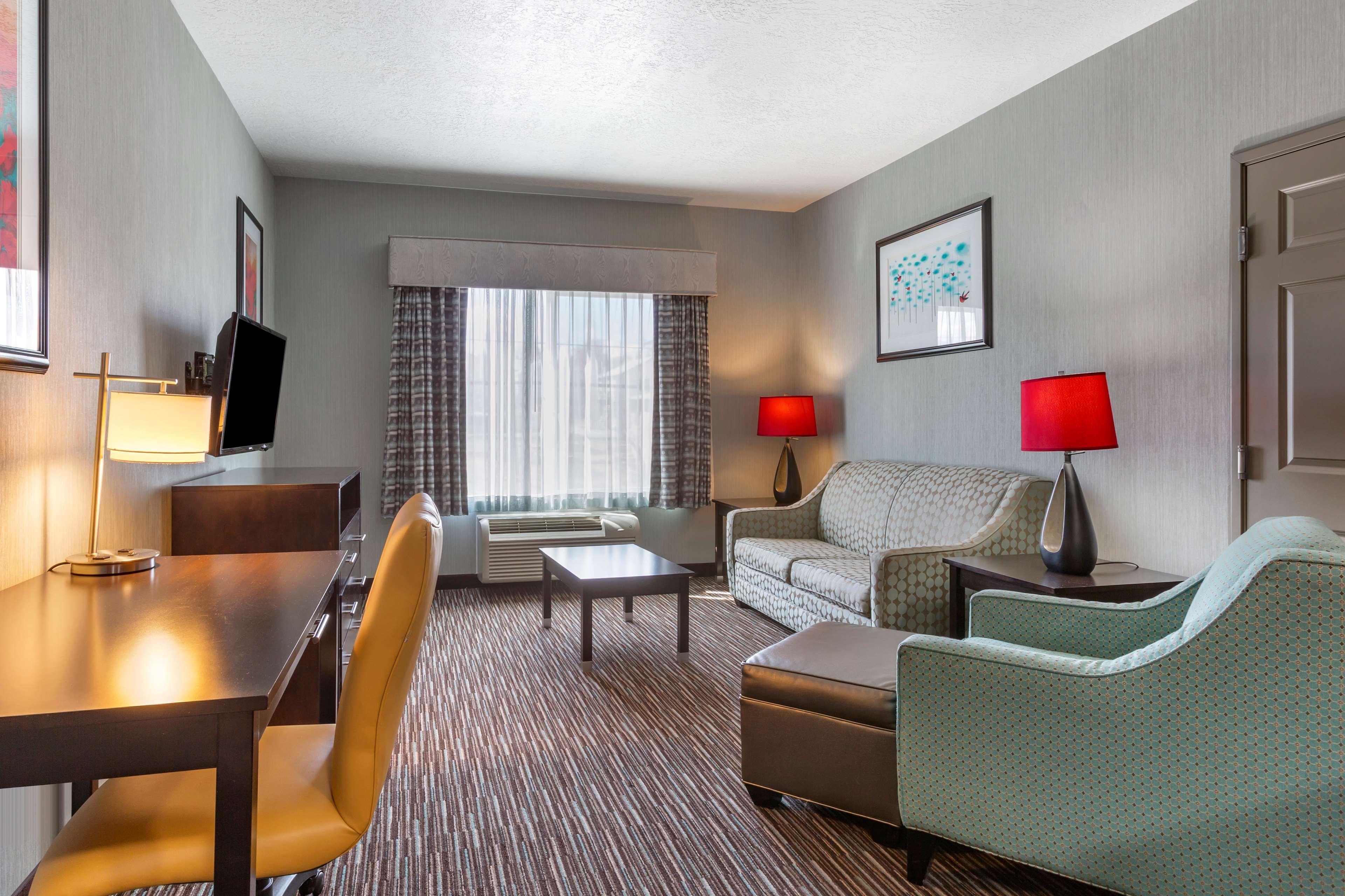 Best Western Plus Gallup Inn & Suites Екстер'єр фото