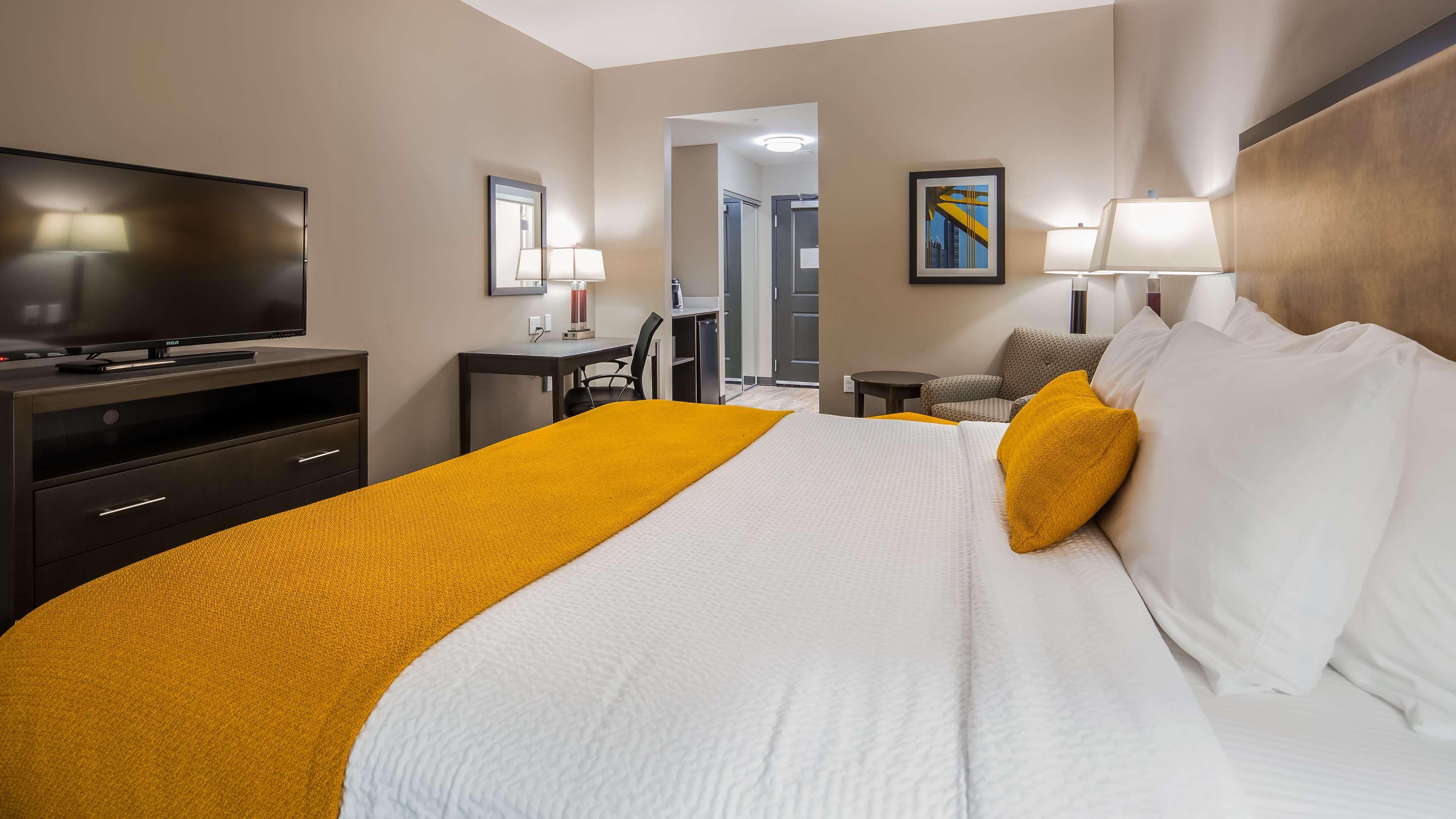 Best Western Plus Gallup Inn & Suites Екстер'єр фото