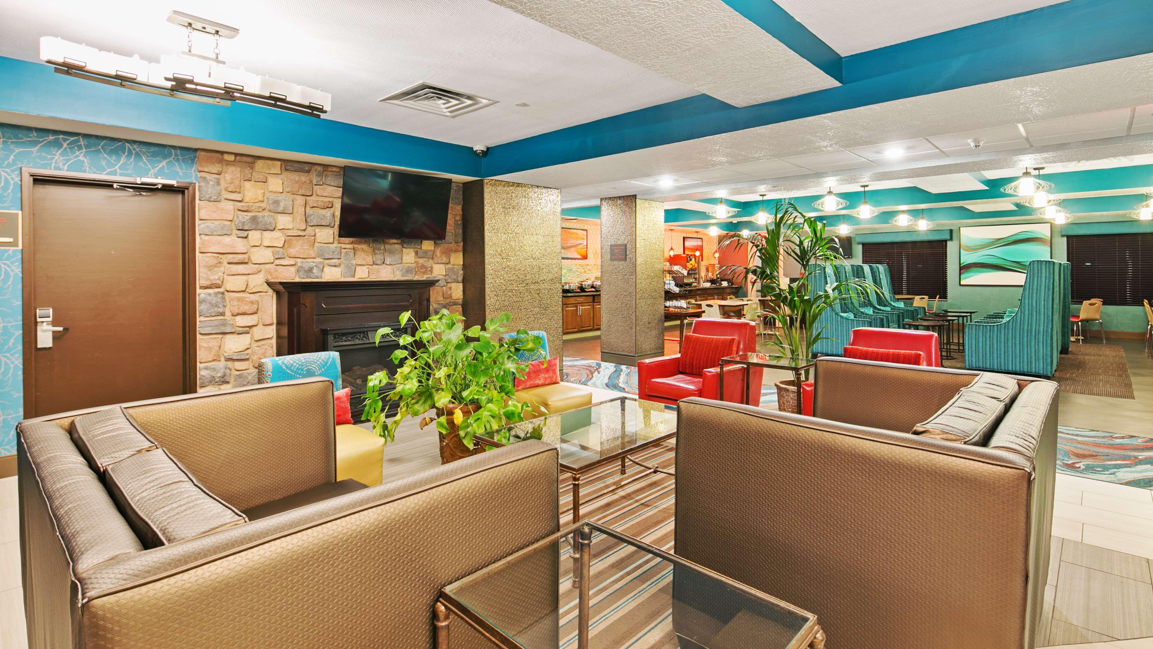 Best Western Plus Gallup Inn & Suites Екстер'єр фото