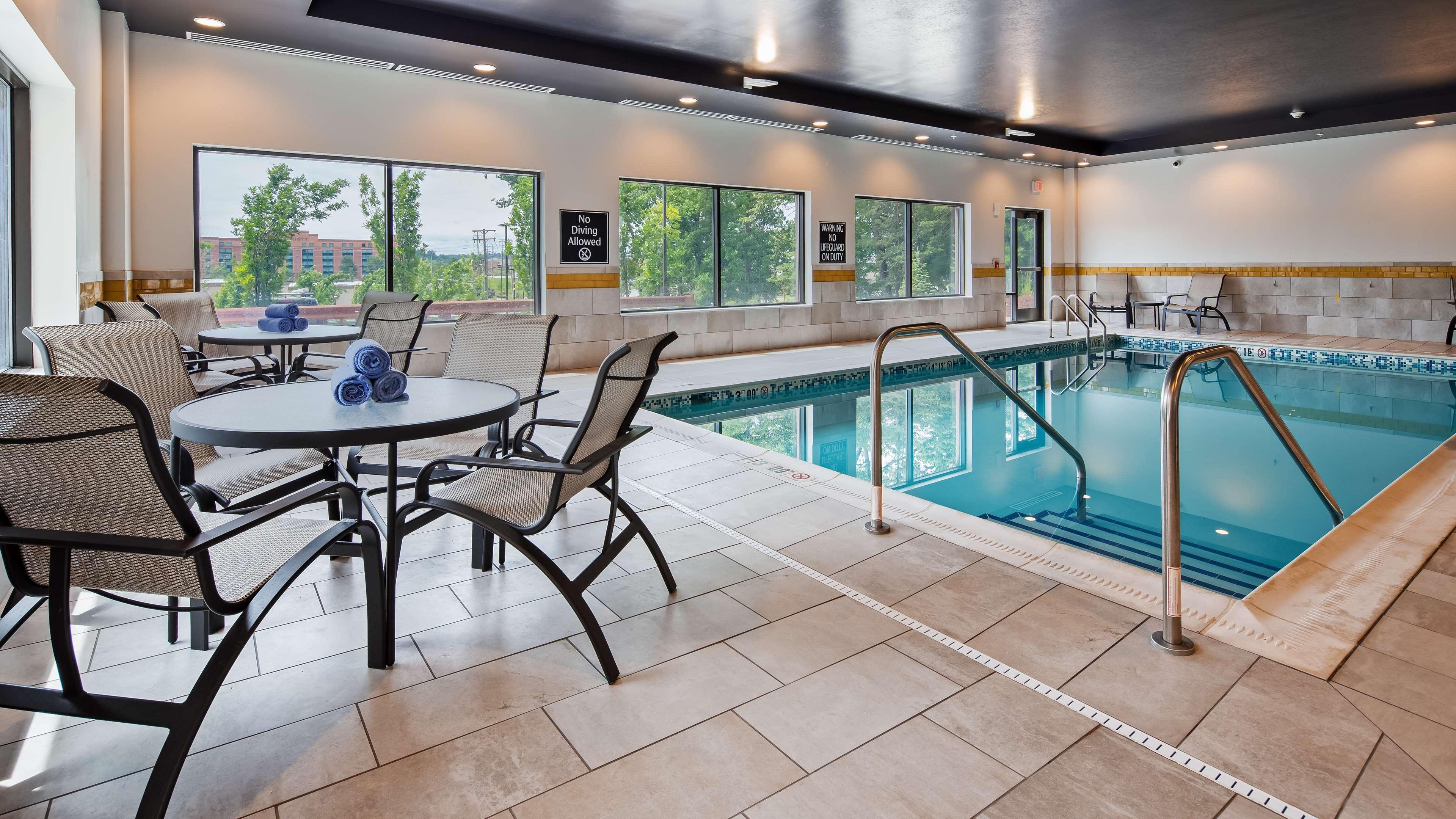 Best Western Plus Gallup Inn & Suites Екстер'єр фото