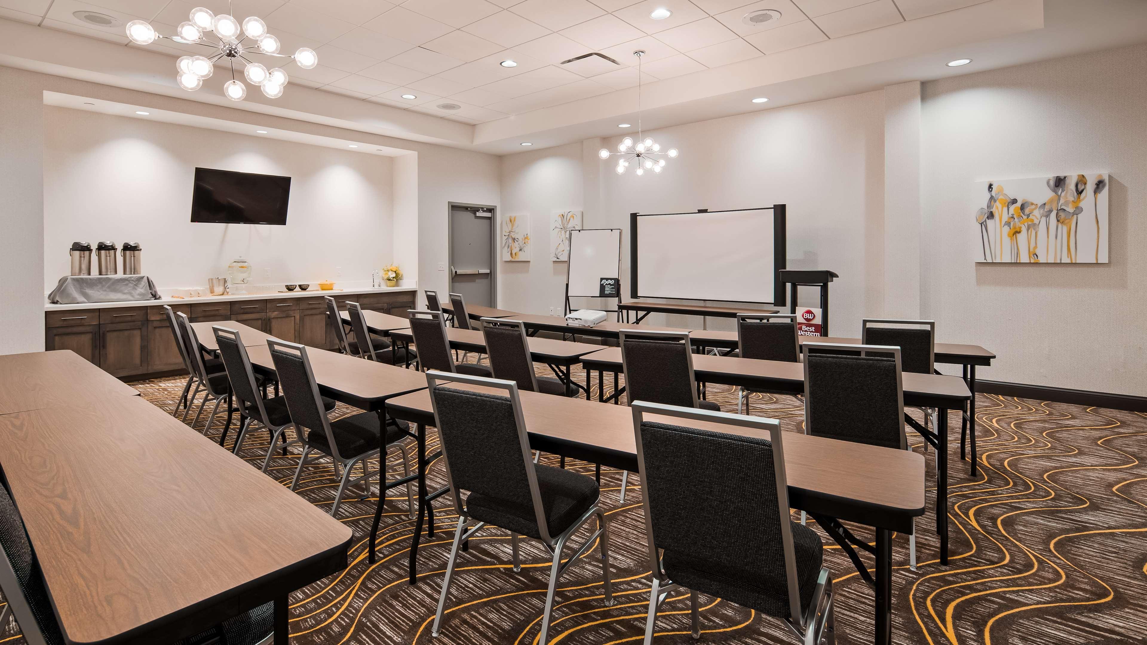 Best Western Plus Gallup Inn & Suites Екстер'єр фото